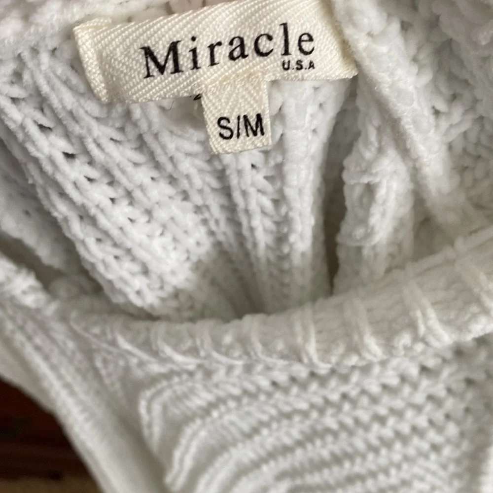 White Island Gypsy Hoddie - Picture 3 of 3